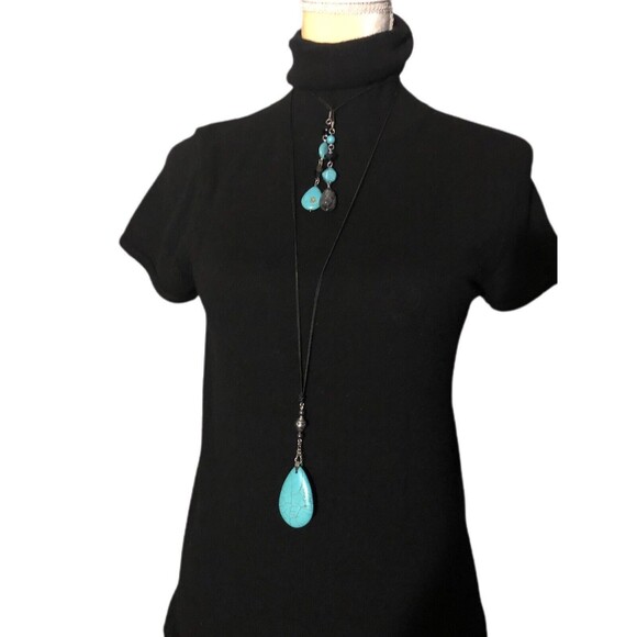 Teardrop Turquoise Lariat necklace with glass and stone beads Silk & Silver Tone - Picture 3 of 12
